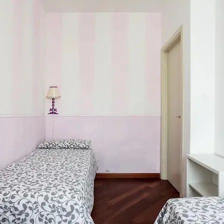 Bologna's Heart At Farini 31 Appartement Bologne