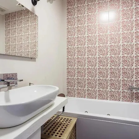 Bologna's Heart At Farini 31 Bolonya