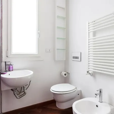 Bologna's Heart At Farini 31 Daire *