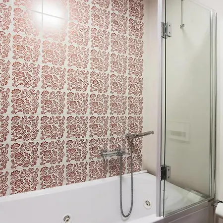 Bologna's Heart At Farini 31 *