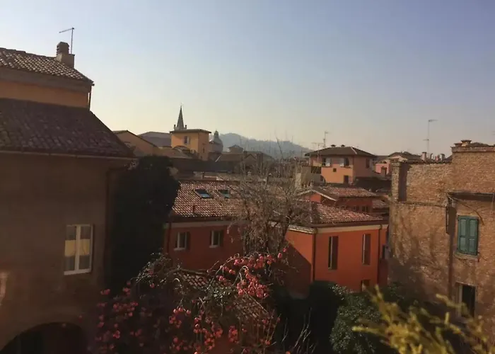 Bologna's Heart At Farini 31 * بولونيا