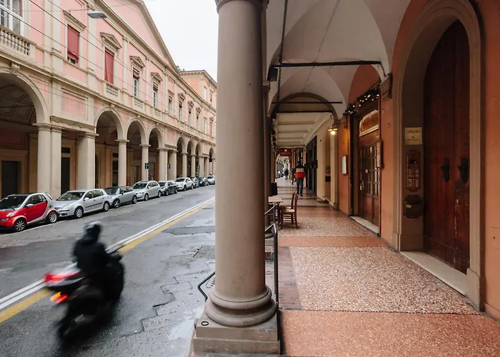 Bologna's Heart At Farini 31 شقة بولونيا